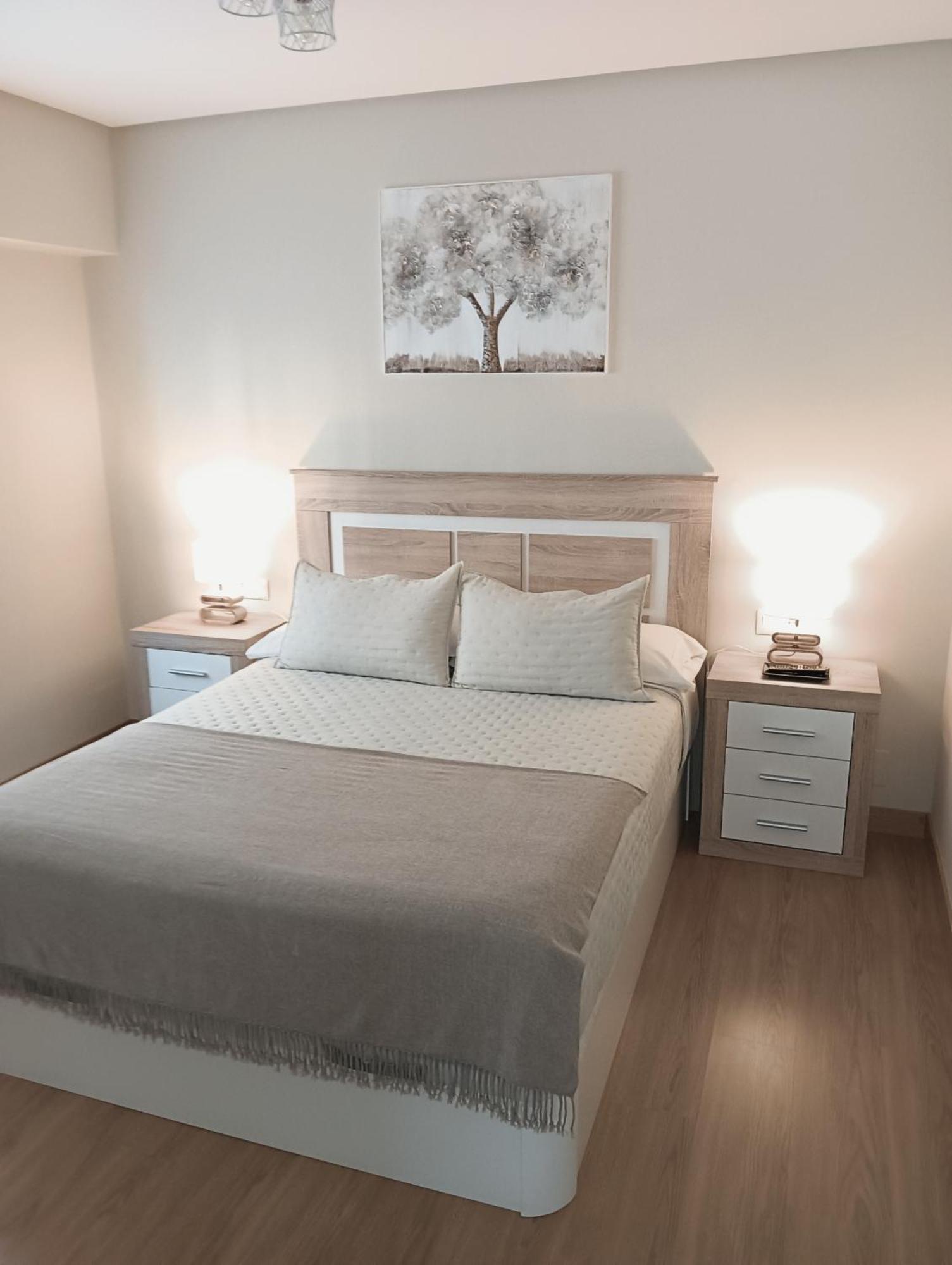 Apartamento Boutique Cervantes Oviedo Exteriör bild